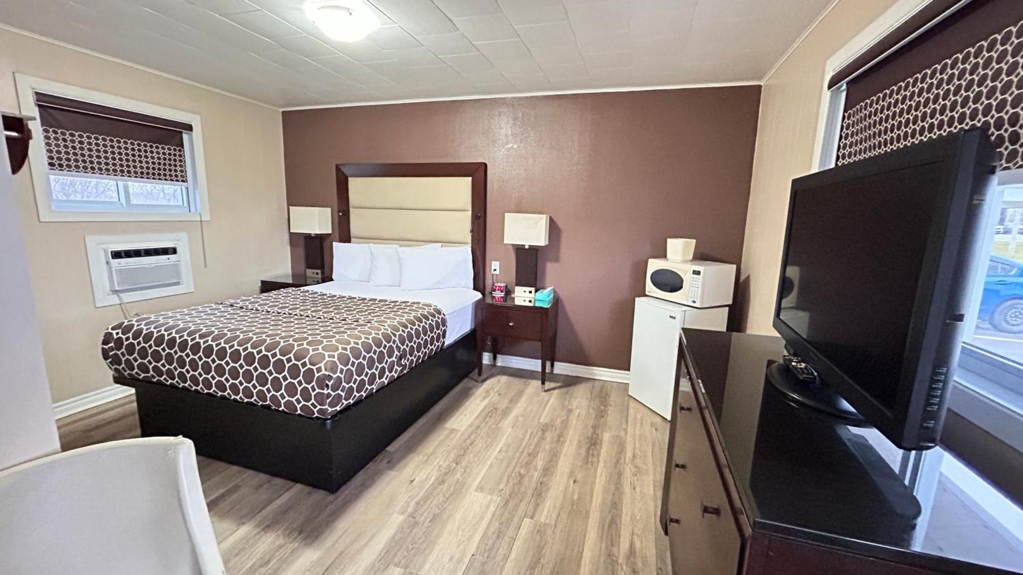 Rogers Motel สมิธส์ฟอลส์ ภายนอก รูปภาพ
